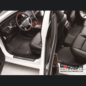 Chevrolet Silverado Double Cab Floor Mats (Set of 3) - Black by 3D MAXpider (2014-)